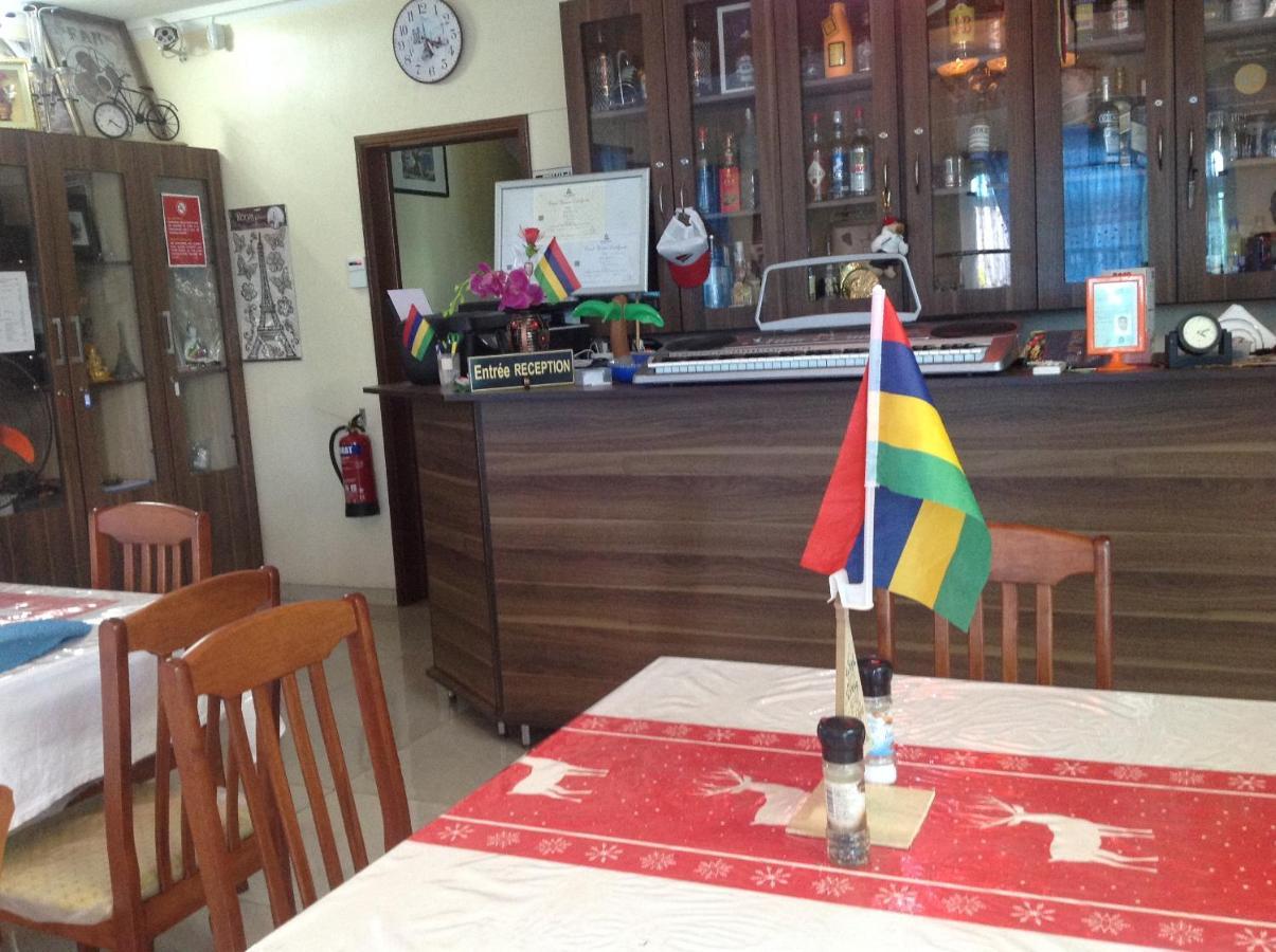 Luxor Residence Guesthouse Беле Маре Екстериор снимка