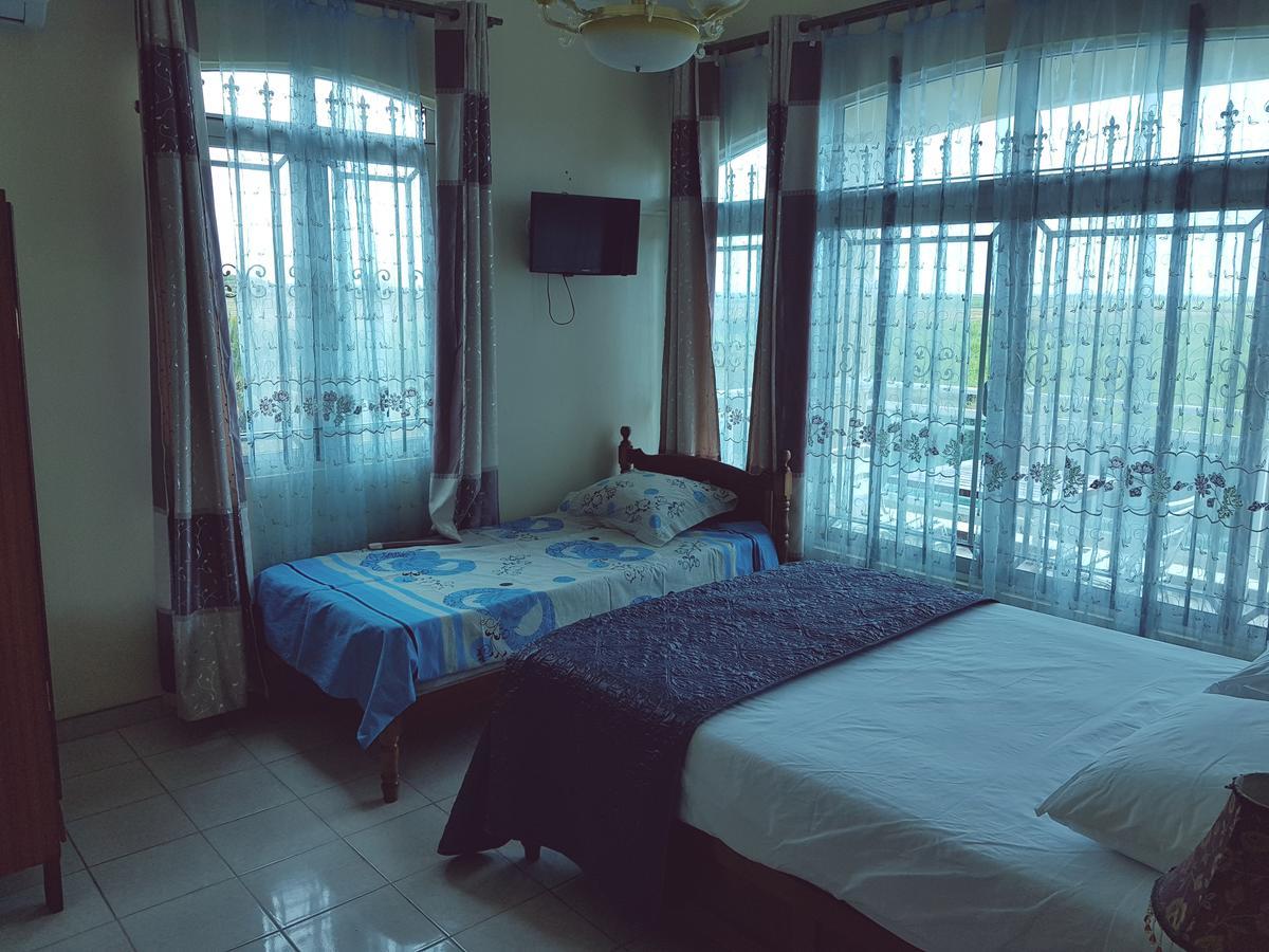 Luxor Residence Guesthouse Беле Маре Екстериор снимка