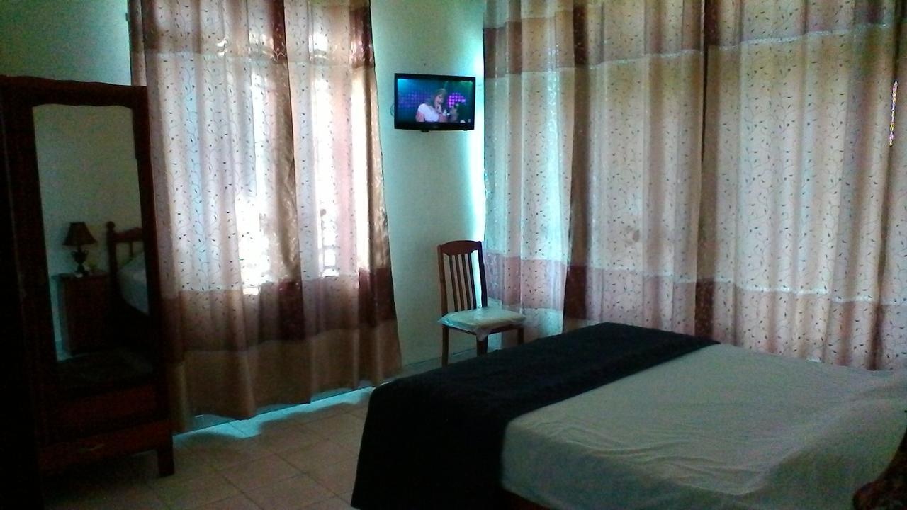 Luxor Residence Guesthouse Беле Маре Екстериор снимка