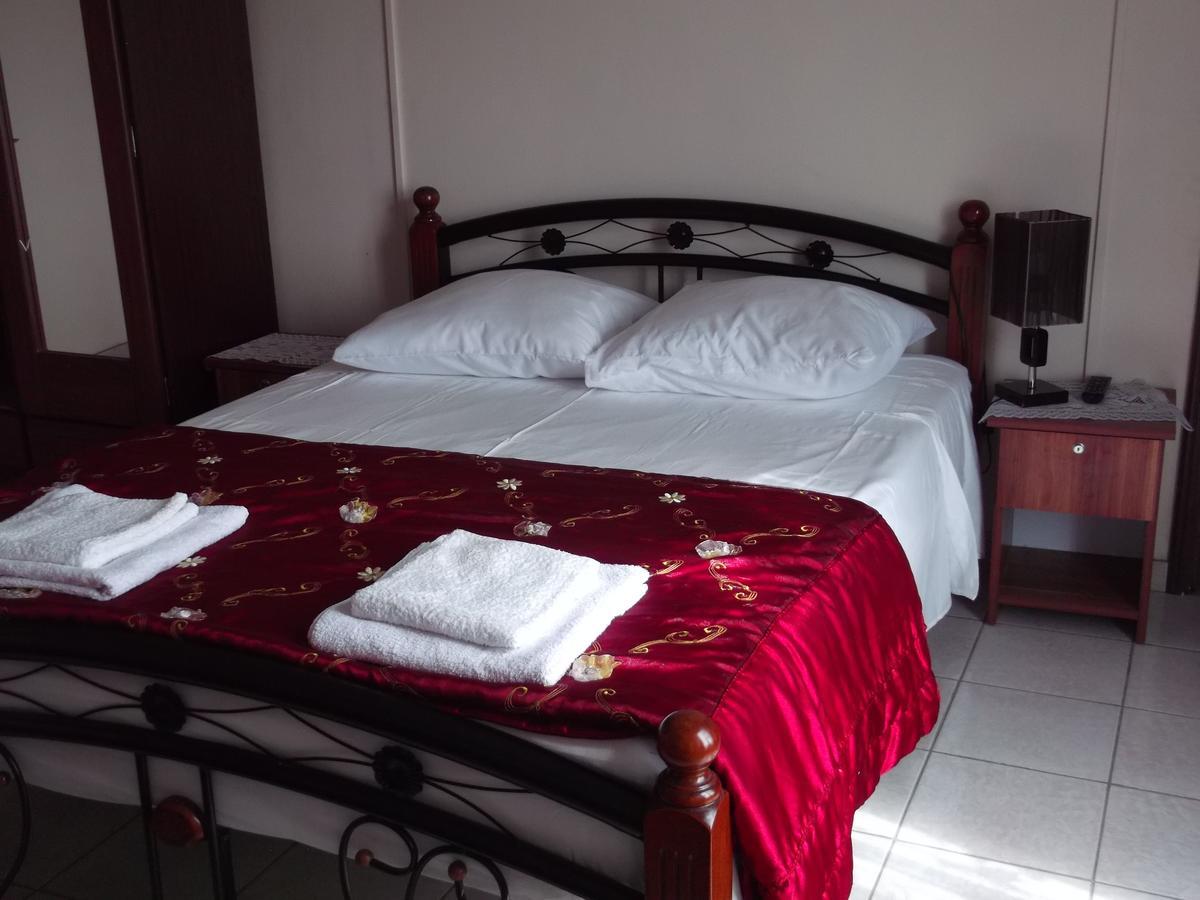 Luxor Residence Guesthouse Беле Маре Екстериор снимка
